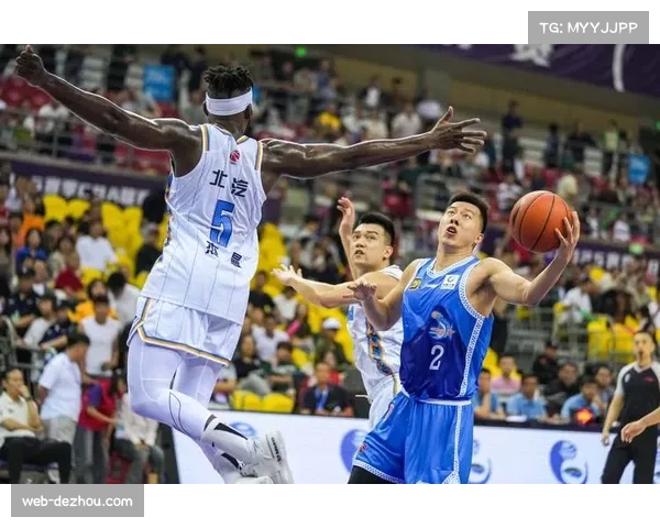 福建晋江文旅13胜22负 邹阳场均15.1分5.6篮板进步明显